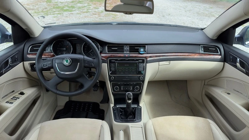 Skoda Superb 2.0tdi-170кс-евро 5 6 скорости, снимка 12 - Автомобили и джипове - 46004778