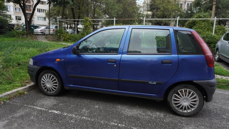 Fiat Punto, снимка 1 - Автомобили и джипове - 47483183