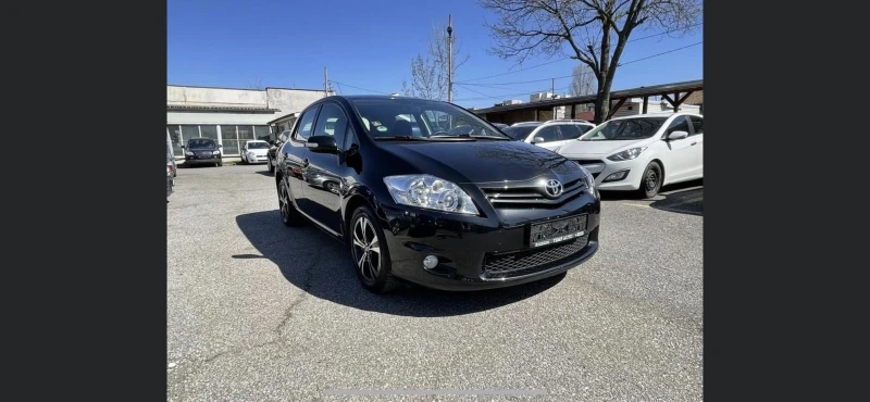 Toyota Auris, снимка 1 - Автомобили и джипове - 47504213