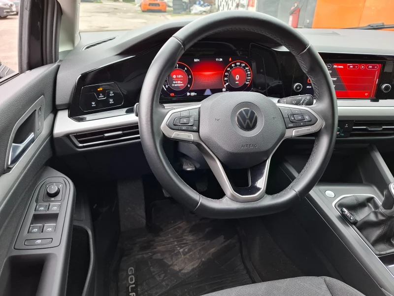 VW Golf LIFE, снимка 13 - Автомобили и джипове - 47584119