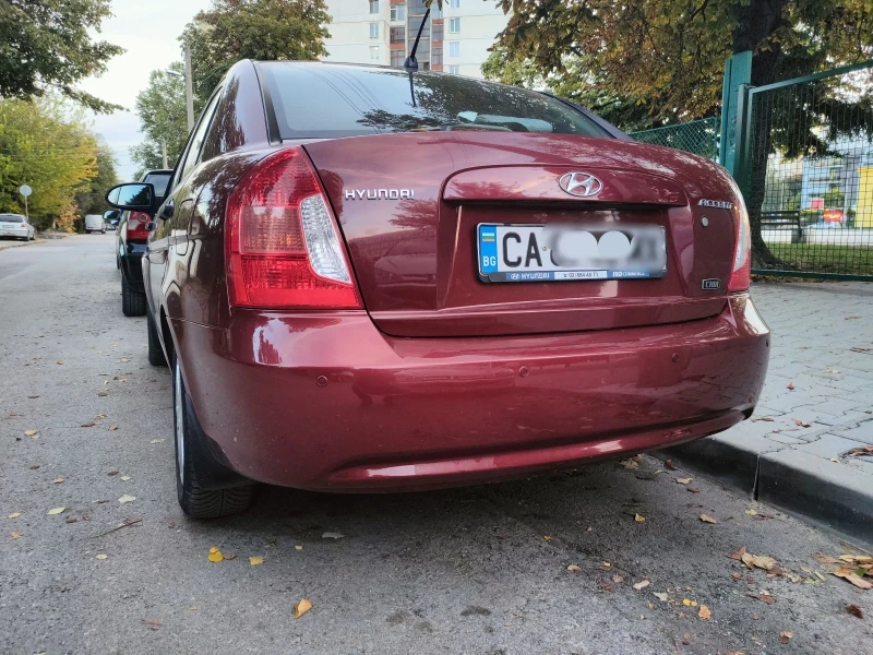 Hyundai Accent 1.5 CRDI, снимка 9 - Автомобили и джипове - 47995578