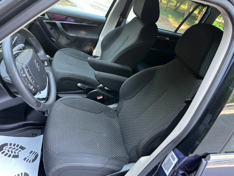 Citroen C4 Picasso 1.6hdi* 112кс* Face* Led* 7м, снимка 10 - Автомобили и джипове - 51347605