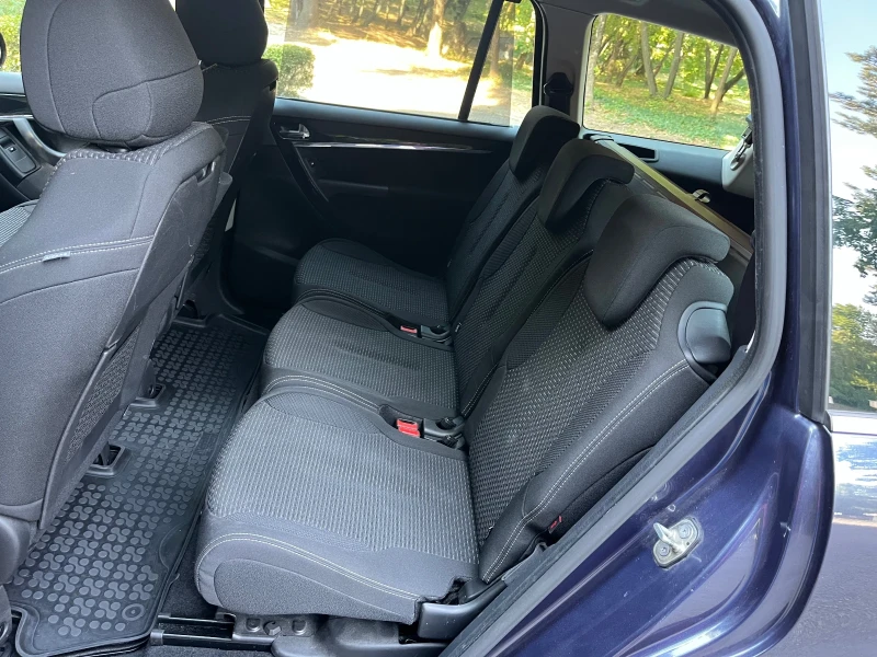 Citroen C4 Picasso 1.6hdi* 112кс* Face* Led* 7м, снимка 13 - Автомобили и джипове - 51347605