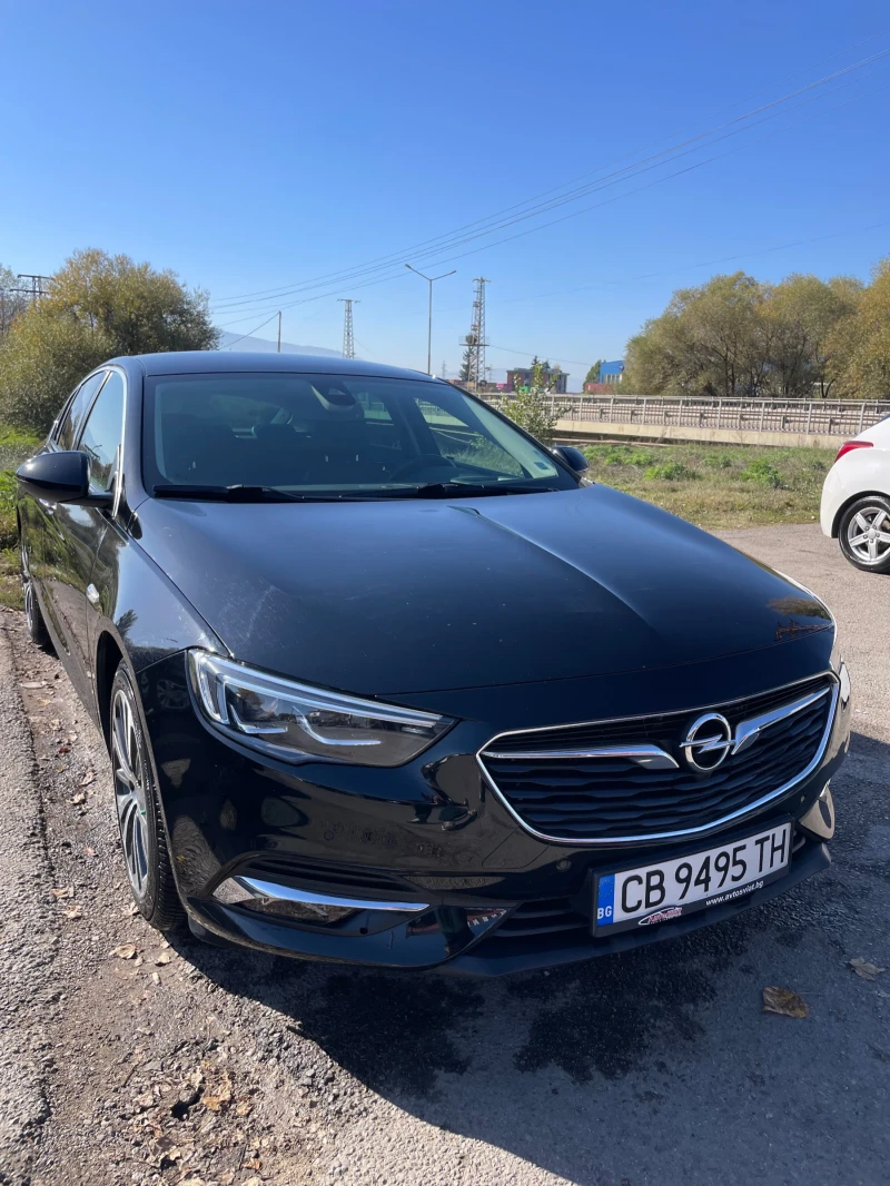 Opel Insignia Grand Sport, снимка 2 - Автомобили и джипове - 51646585
