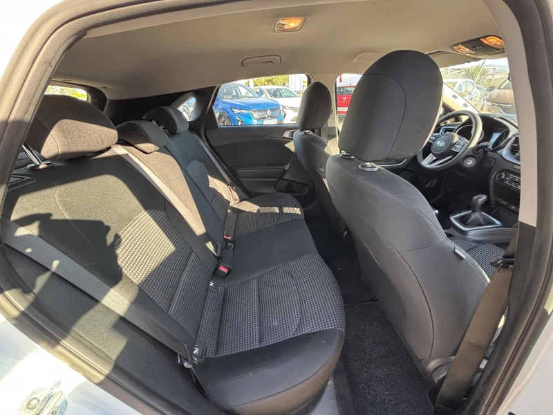 Kia Ceed 1.6 куб. / 115 к.с., снимка 9 - Автомобили и джипове - 51771924