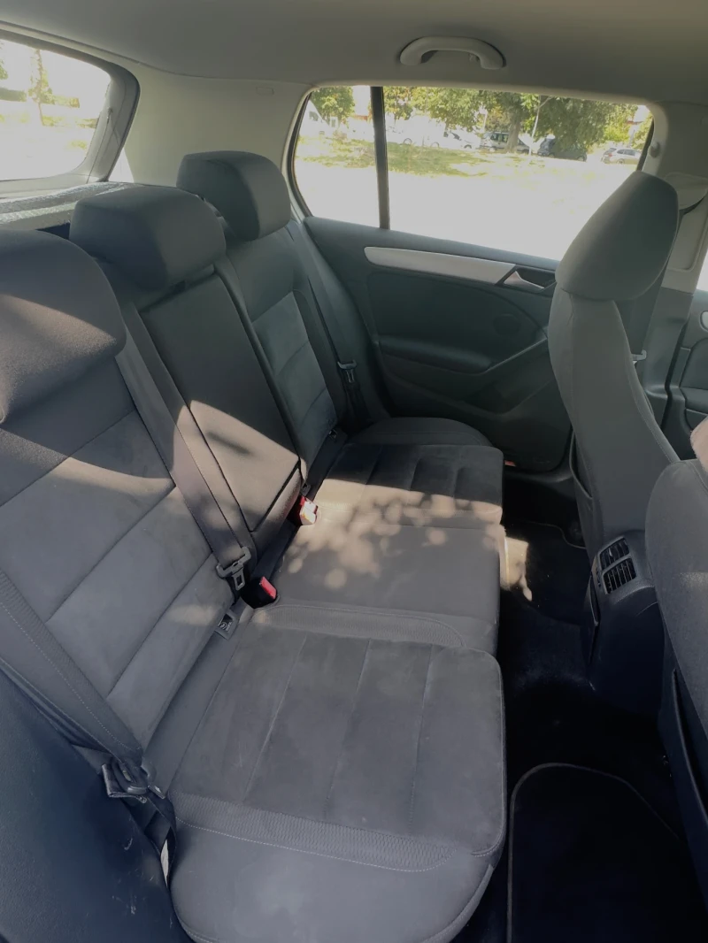 VW Golf, снимка 5 - Автомобили и джипове - 52140888