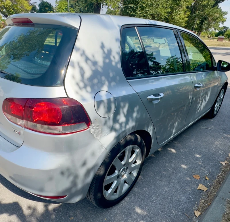 VW Golf, снимка 7 - Автомобили и джипове - 52140888