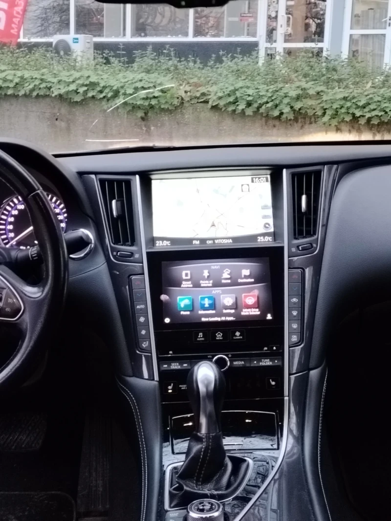 Infiniti Q50, снимка 2 - Автомобили и джипове - 52711376