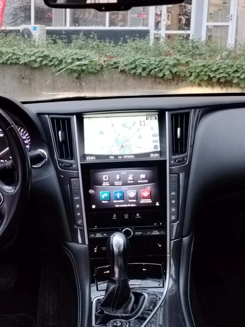 Infiniti Q50, снимка 3 - Автомобили и джипове - 52711376