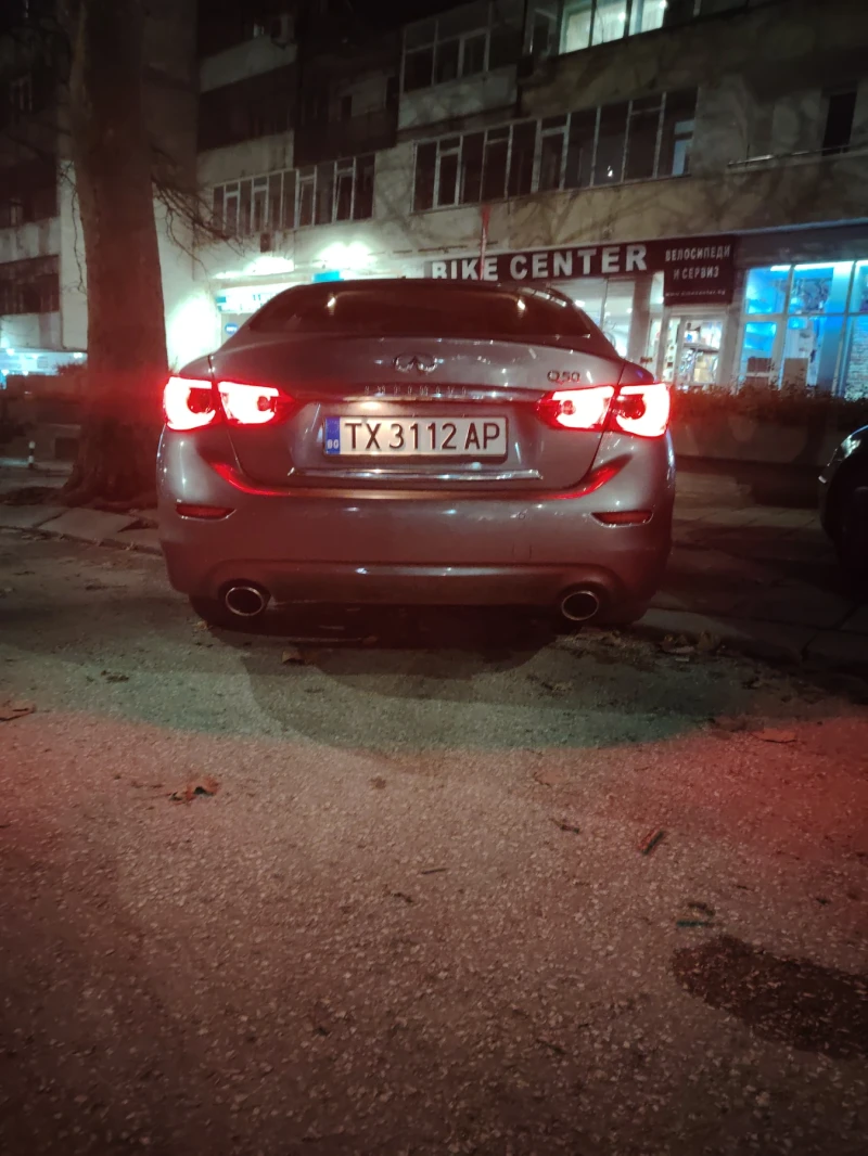 Infiniti Q50, снимка 8 - Автомобили и джипове - 52711376