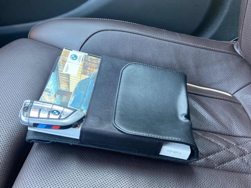 BMW 750 2016 750i xDrive * БЕЗ ПЪРВОНАЧАЛНА ВНОСКА, снимка 15 - Автомобили и джипове - 53079299