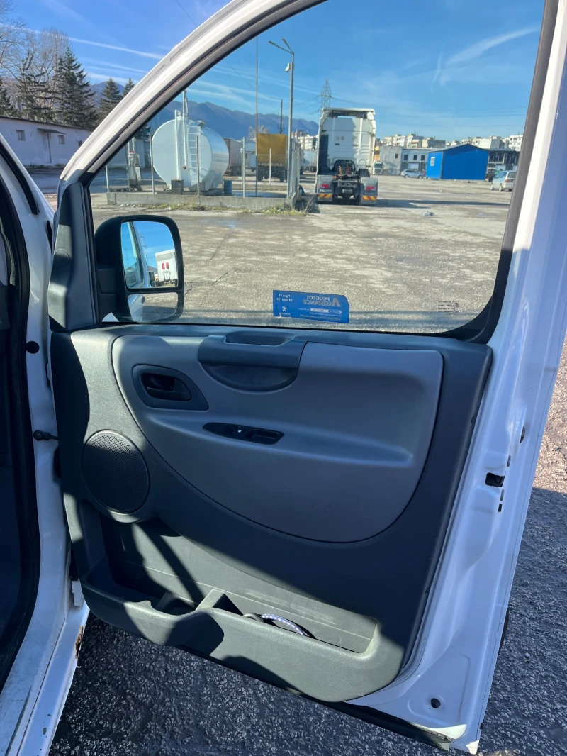 Peugeot Expert, снимка 7 - Автомобили и джипове - 53114709