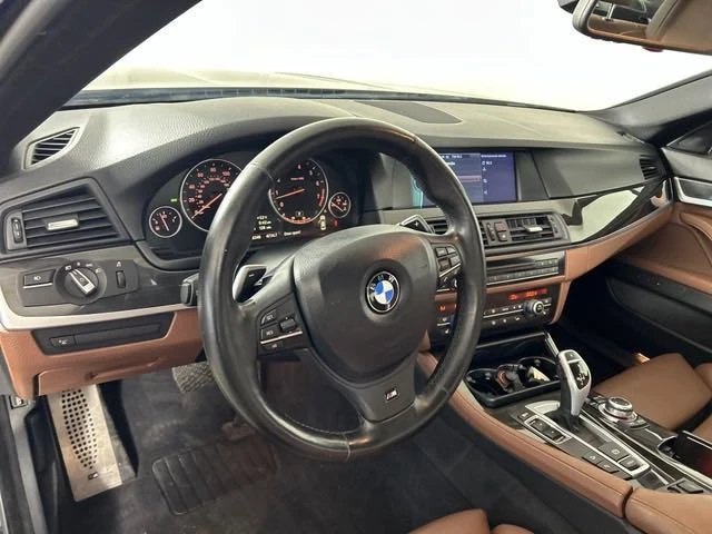 BMW 535 M* SPORT* XDRIVE* ХЕДЪП* КАМЕРА* ПОДГРЕВ* КЕЙЛЕС, снимка 11 - Автомобили и джипове - 48757974