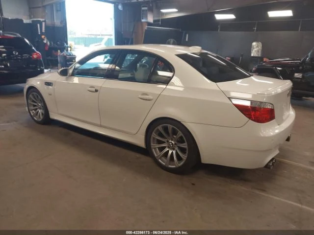 BMW M5 V10* HuD* Шибидах* PDC* Клип на мотора - изображение 3