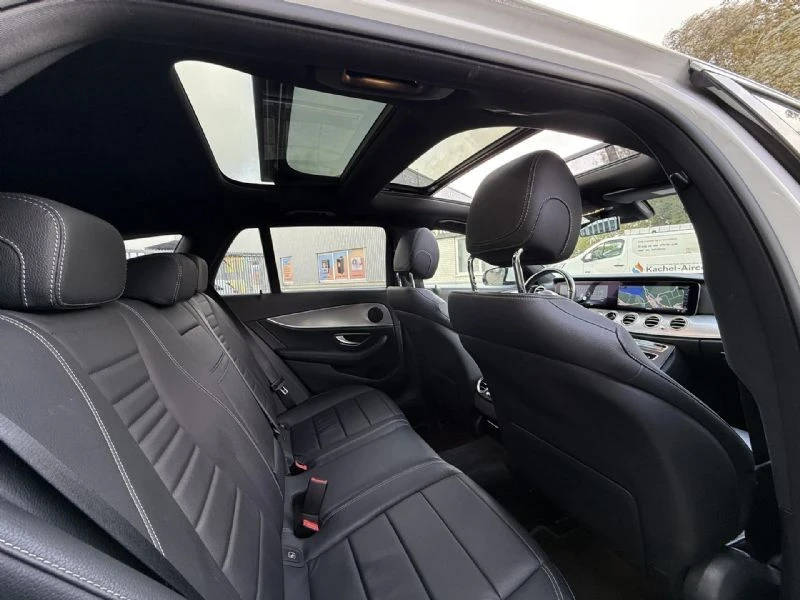 Mercedes-Benz E 200 AMG, снимка 8 - Автомобили и джипове - 53143933