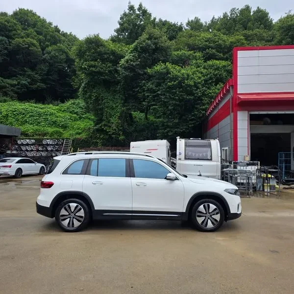 Mercedes-Benz EQB Eqb300 4Matic Electric Arts, снимка 9 - Автомобили и джипове - 56226848