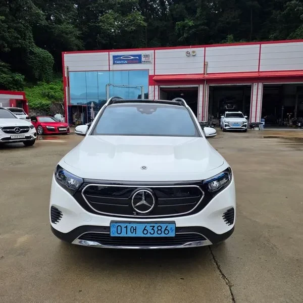 Mercedes-Benz EQB Eqb300 4Matic Electric Arts, снимка 2 - Автомобили и джипове - 56226848