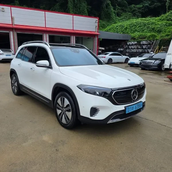 Mercedes-Benz EQB Eqb300 4Matic Electric Arts, снимка 4 - Автомобили и джипове - 56226848