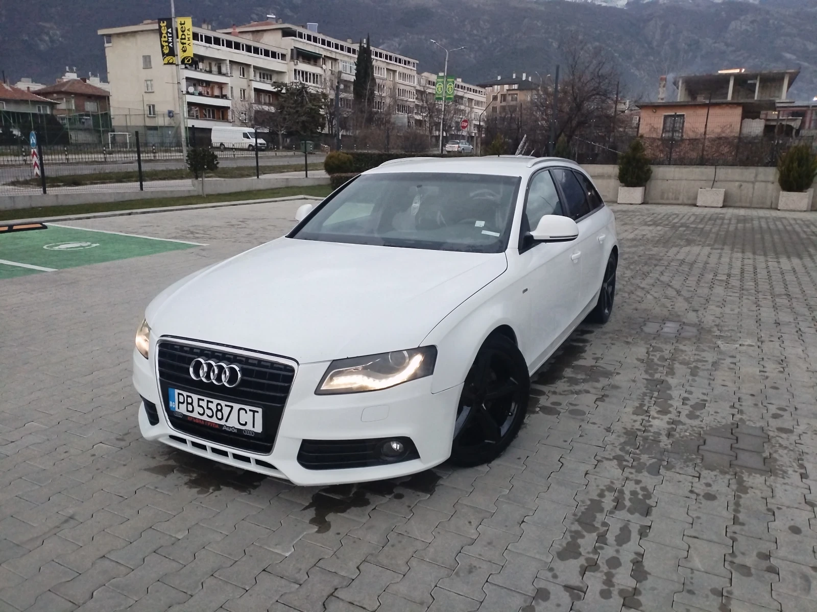Audi A4 2.0 TDI 143hp 6ск S-line , снимка 1