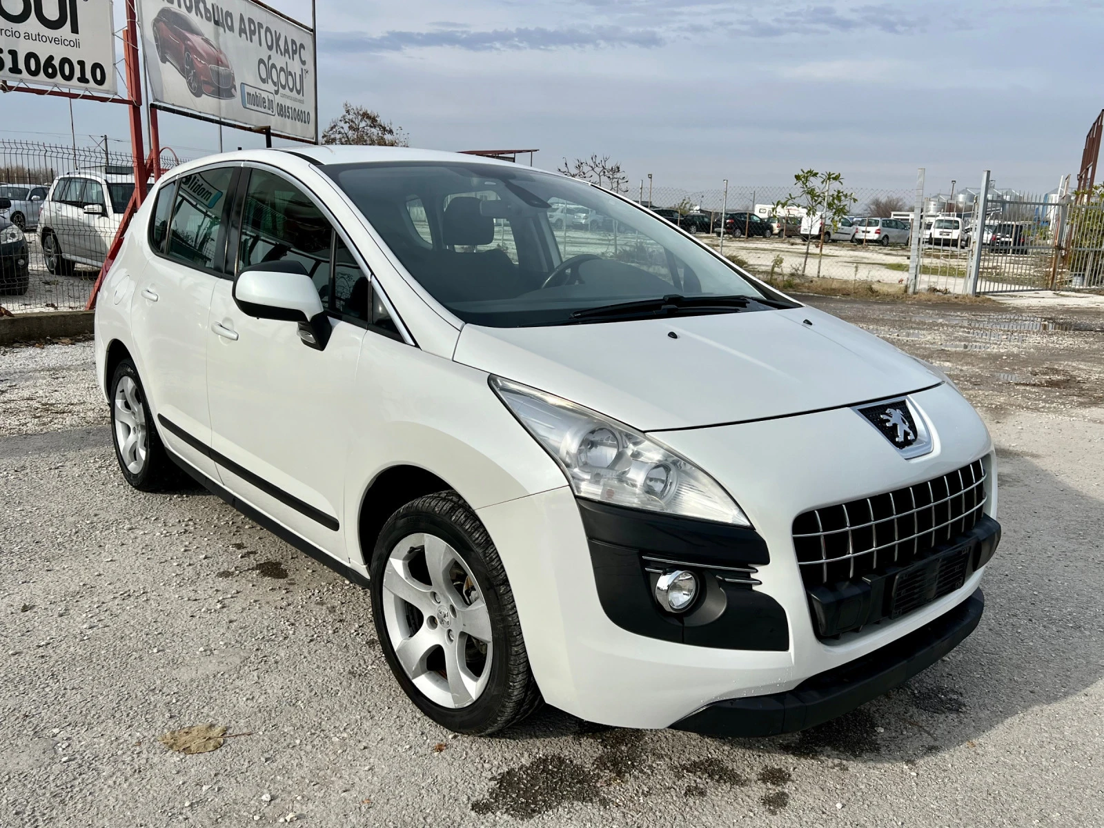 Peugeot 3008 1.6HDI  БЯЛА ПЕРЛА - изображение 2