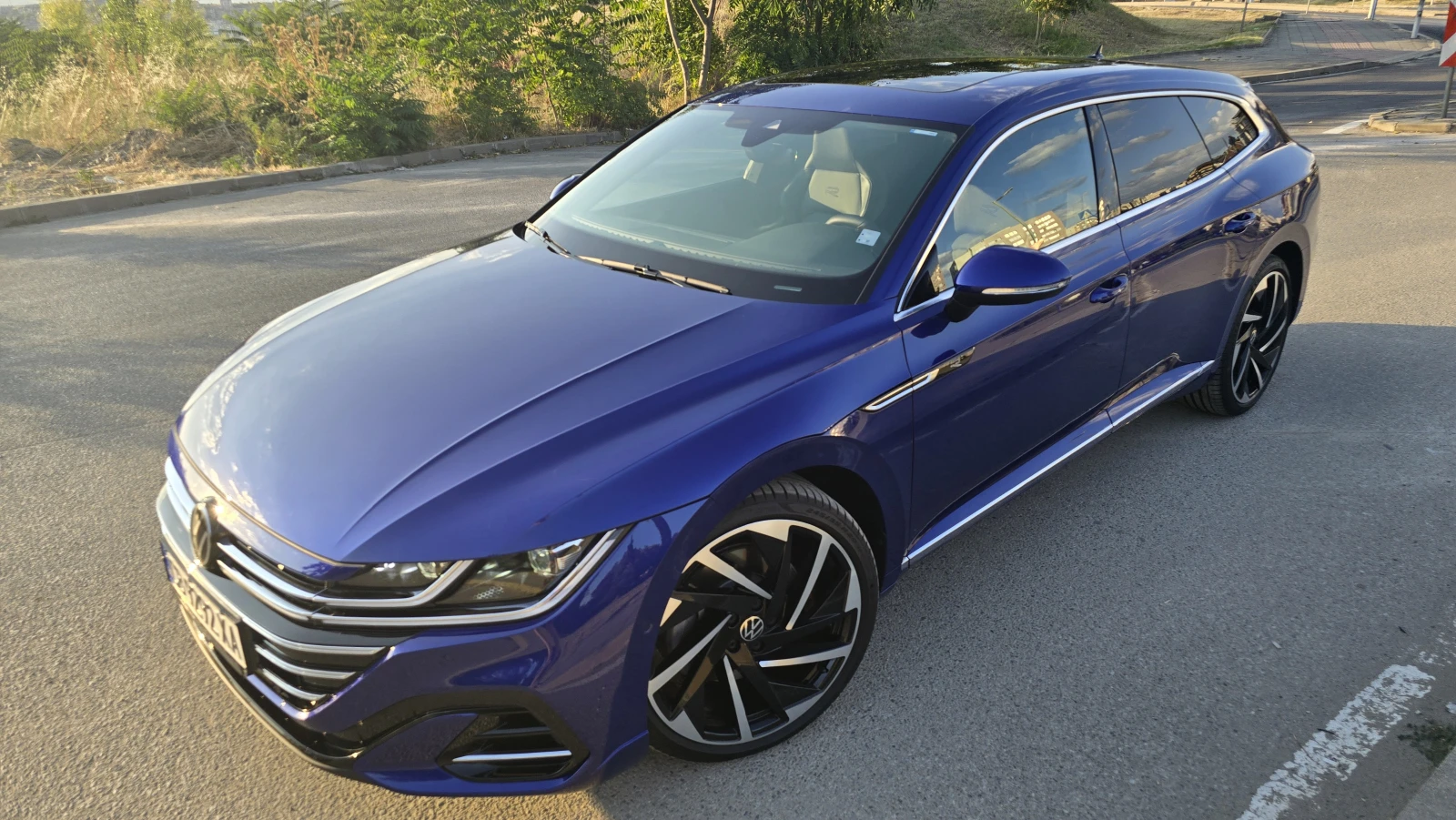 VW Arteon Shooting Brake 4Motion 2.0TFSI - изображение 3