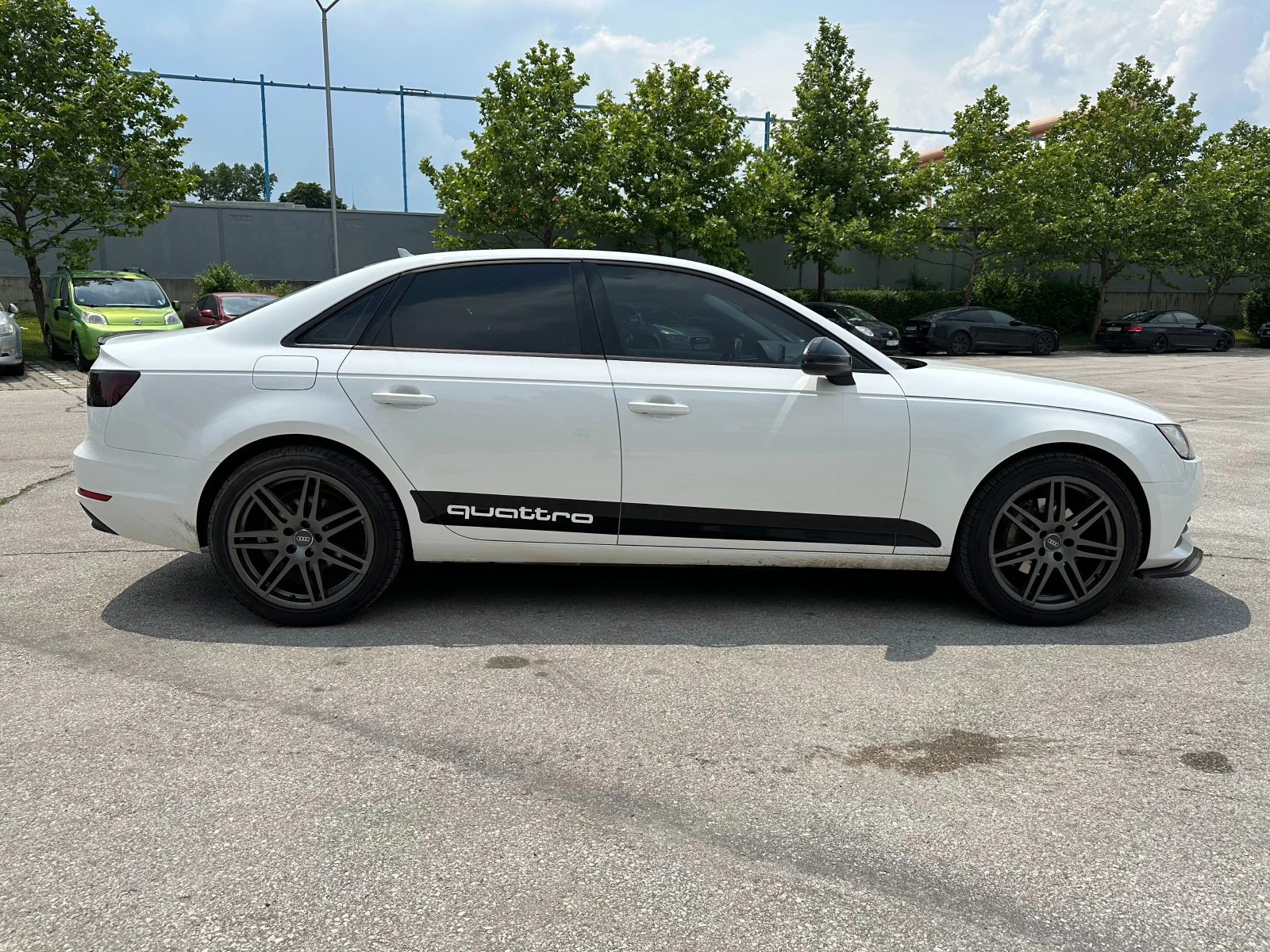 Audi A4 2.0TDI/190кс/Автомат/4х4 - изображение 5