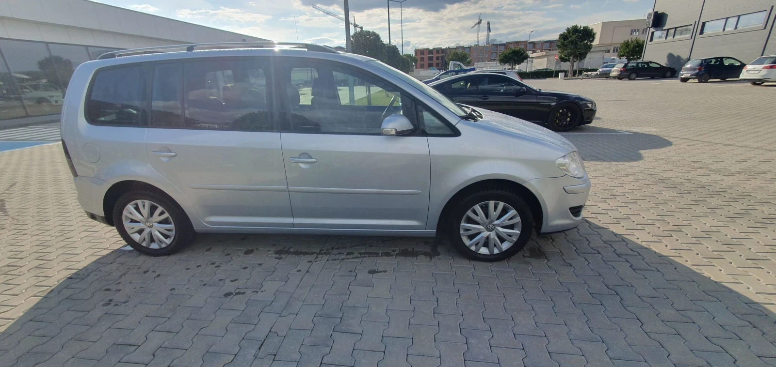 VW Touran  - изображение 7