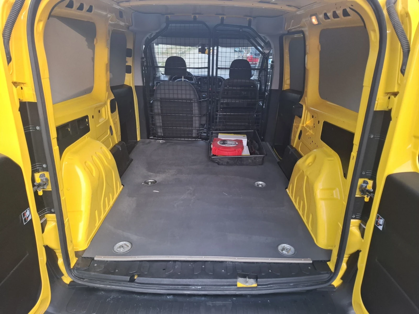 Fiat Doblo Maksi Profesional - изображение 7