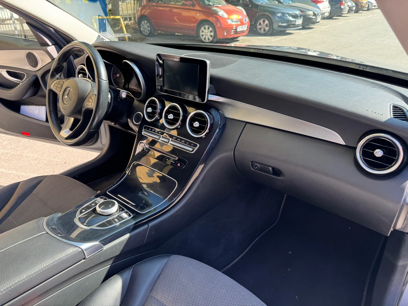 Mercedes-Benz C 200  - изображение 3