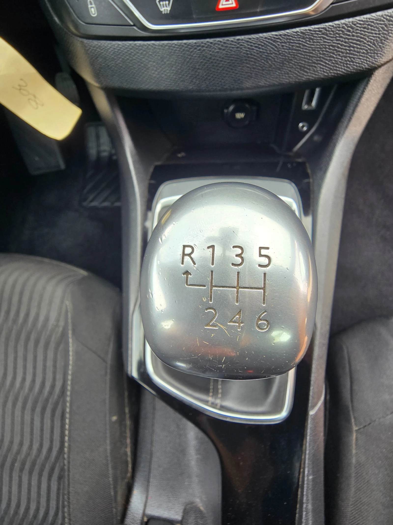 Peugeot 308 1.6Blue HDI* 115к.с.* 6 скорости  - изображение 8