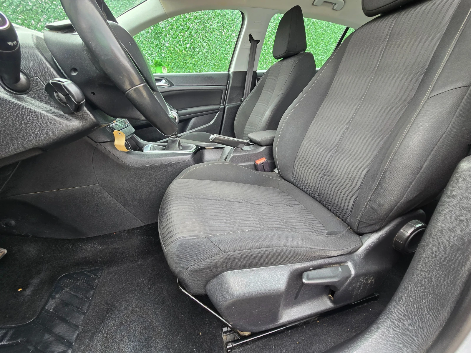 Peugeot 308 1.6Blue HDI* 115..* 6   | Mobile.bg   13