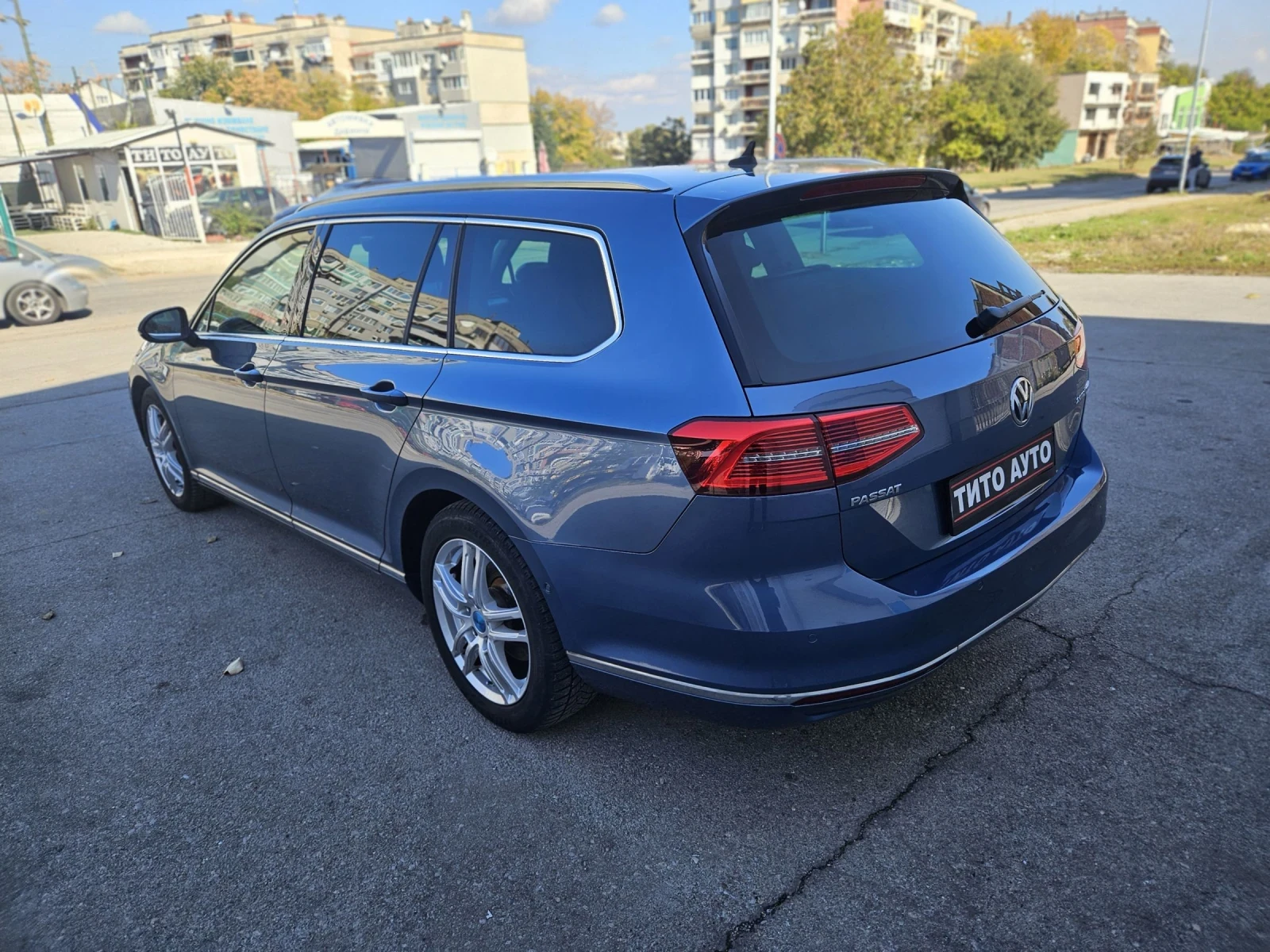 VW Passat 2.0TDI/КОЖА/НАВИ/КАМЕРА/ПОДГРЕВ/ПАНОРАМА - изображение 3