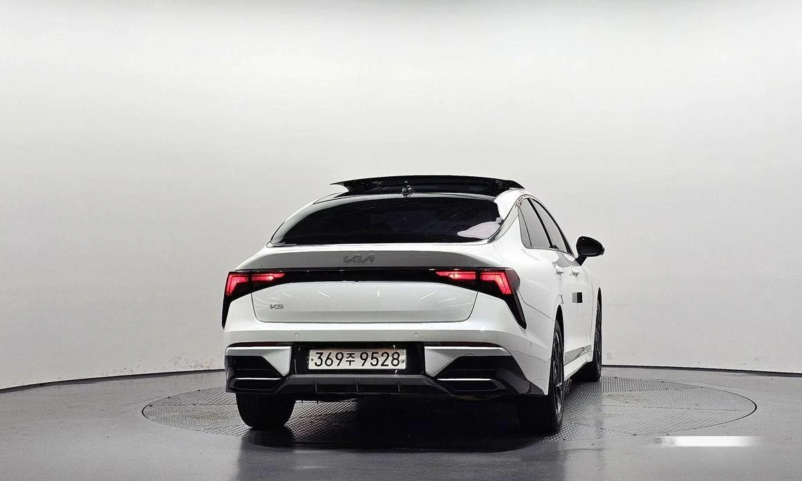 Kia K5 2.0 Noblesse * НАЙ-ДОБРА ЦЕНА В БЪЛГАРИЯ*  - изображение 4