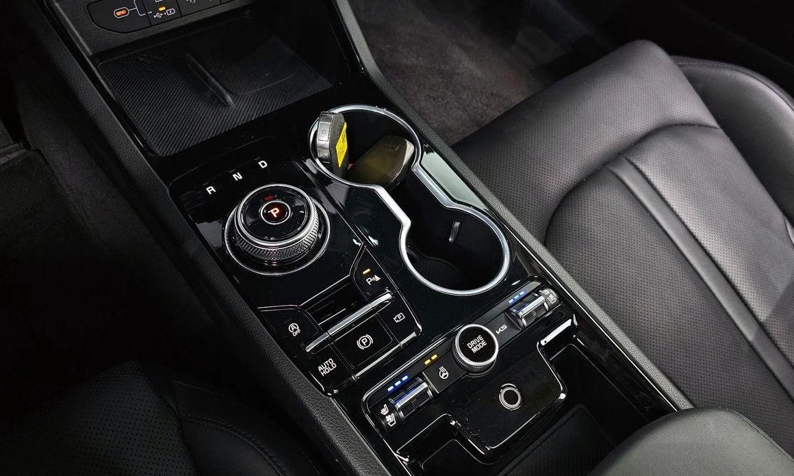 Kia K5 2.0 Noblesse * НАЙ-ДОБРА ЦЕНА В БЪЛГАРИЯ*  - изображение 9