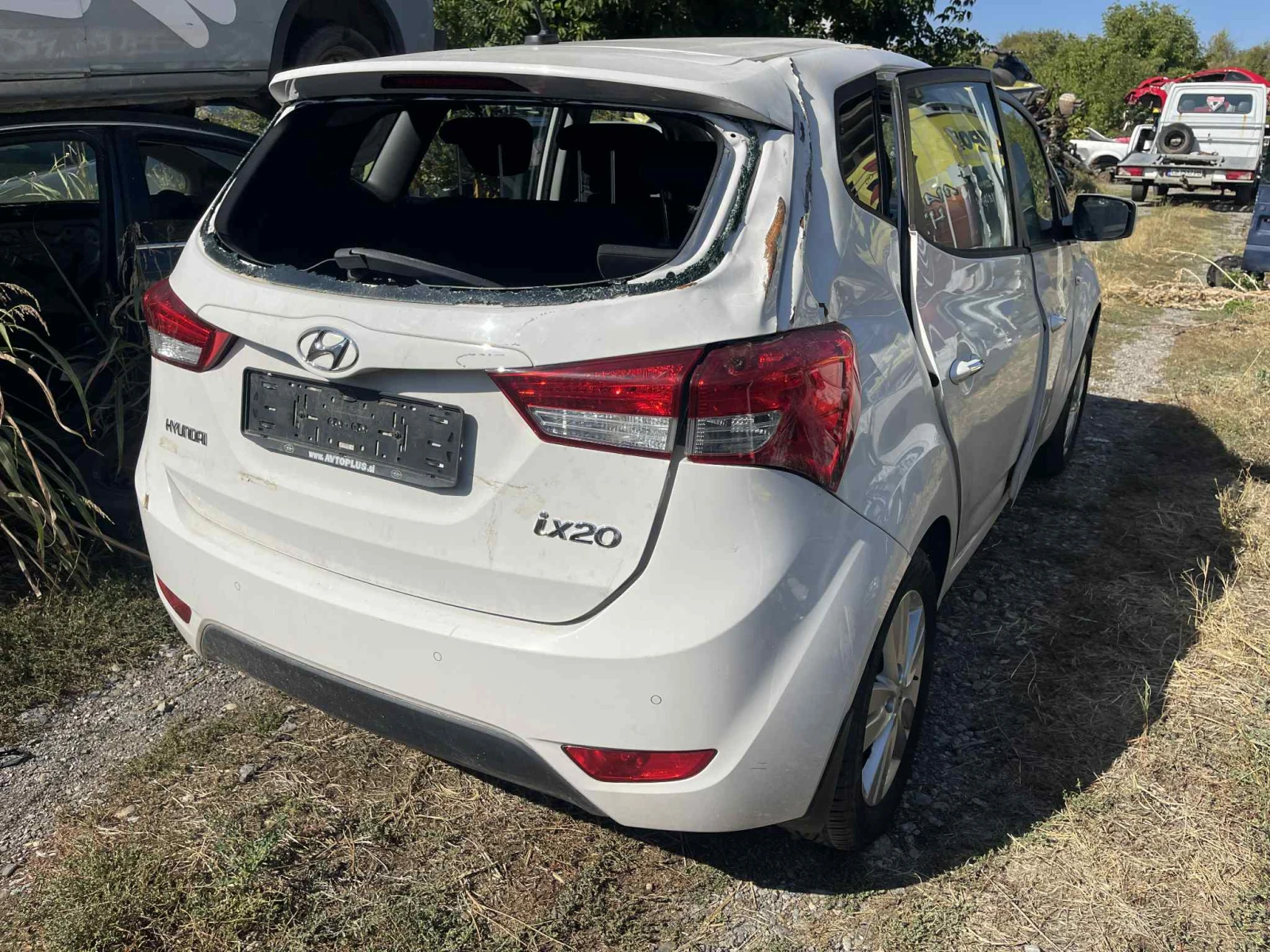 Hyundai Ix20 1.4i, 90 кс., 2014, G4FA - изображение 3