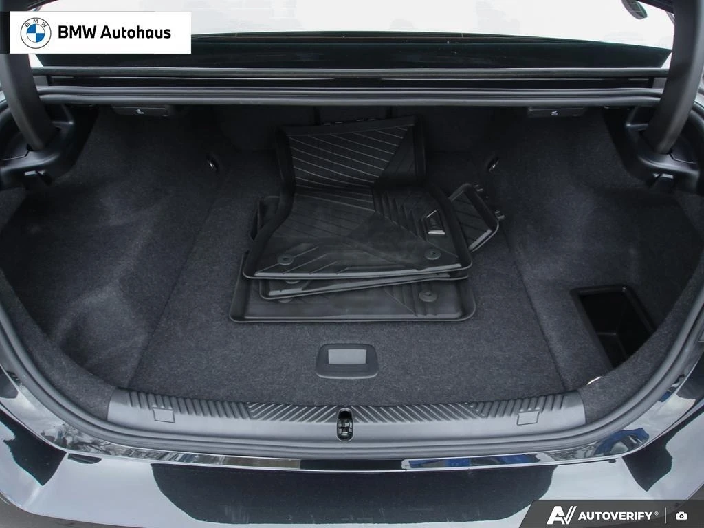 BMW i5 * M60 xDrive PREMIUM ESSENTIAL, M SPORT PRO, COMFO - изображение 10