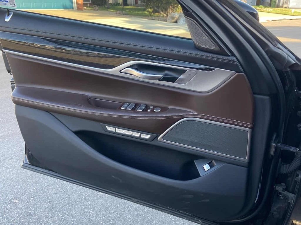 BMW 750 2016 750i xDrive * ��� ������������ ������ | Mobile.bg � ����������� 10