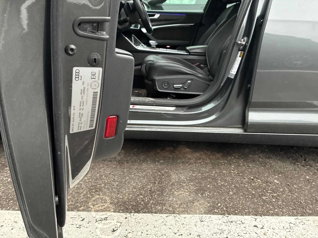 Audi A6 2019 TECHNIK QUATTRO * ДИСТРОНИК* ОБДУХВАНЕ* 360*  - изображение 10