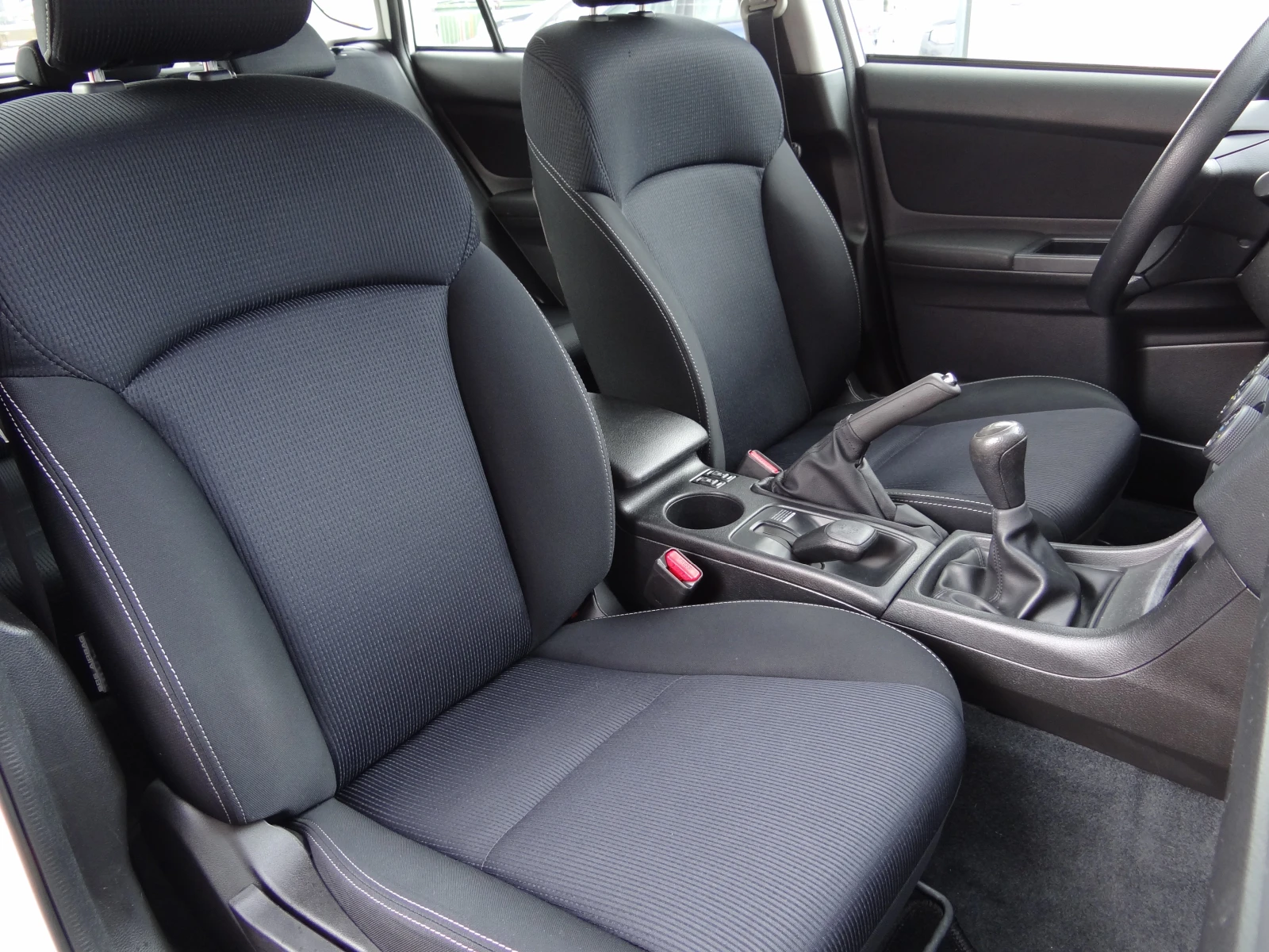 Subaru XV 1.6i-114k.c. /AWD/Бързи и бавни скорости/Euro-5B/ , снимка 11 - Автомобили и джипове - 53725256