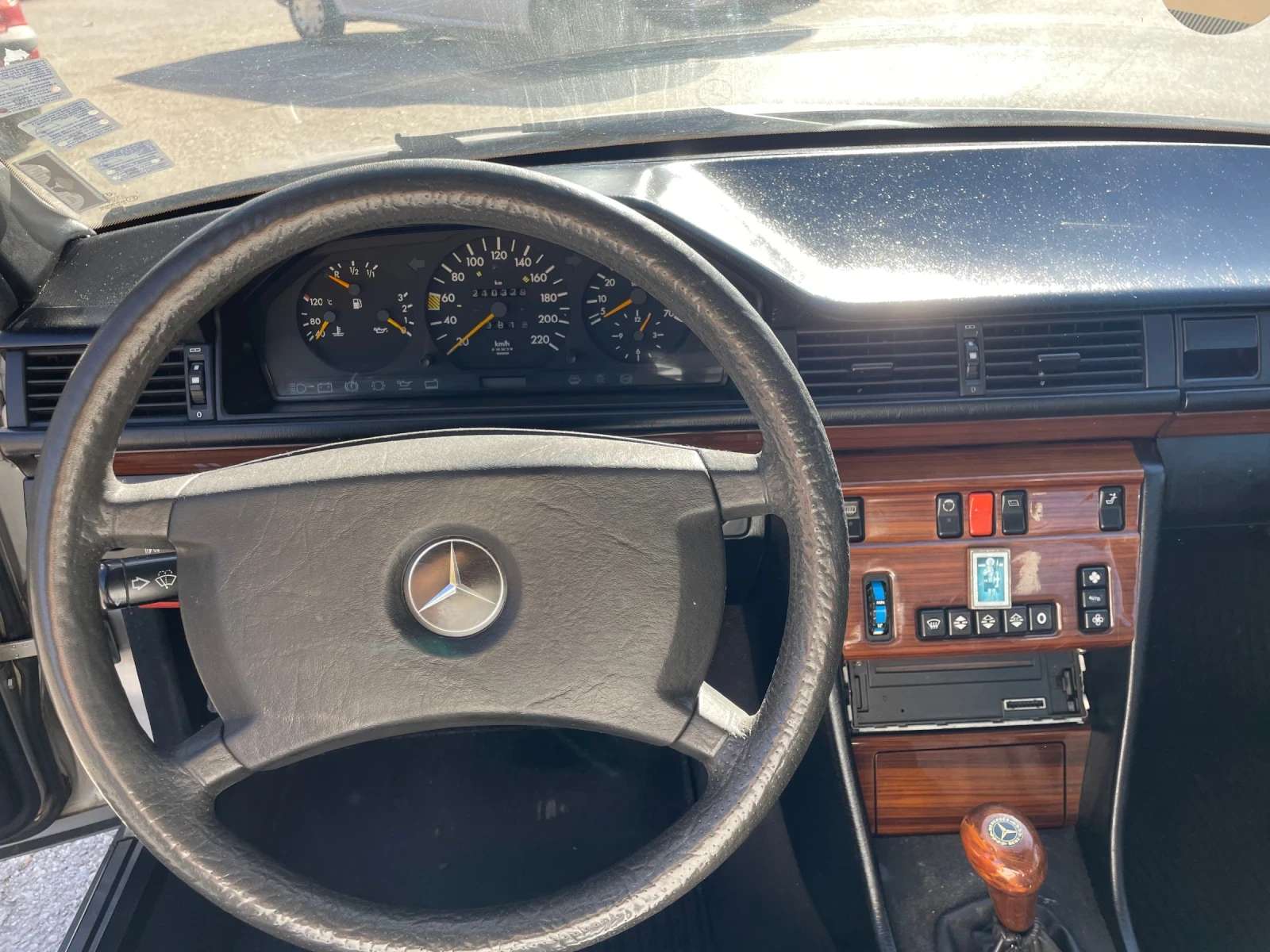 Mercedes-Benz 124, снимка 9 - Автомобили и джипове - 53849094