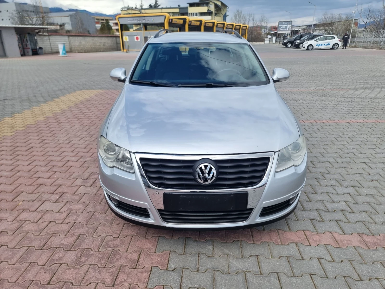 VW Passat 2.0 TDI , снимка 8 - Автомобили и джипове - 53946478