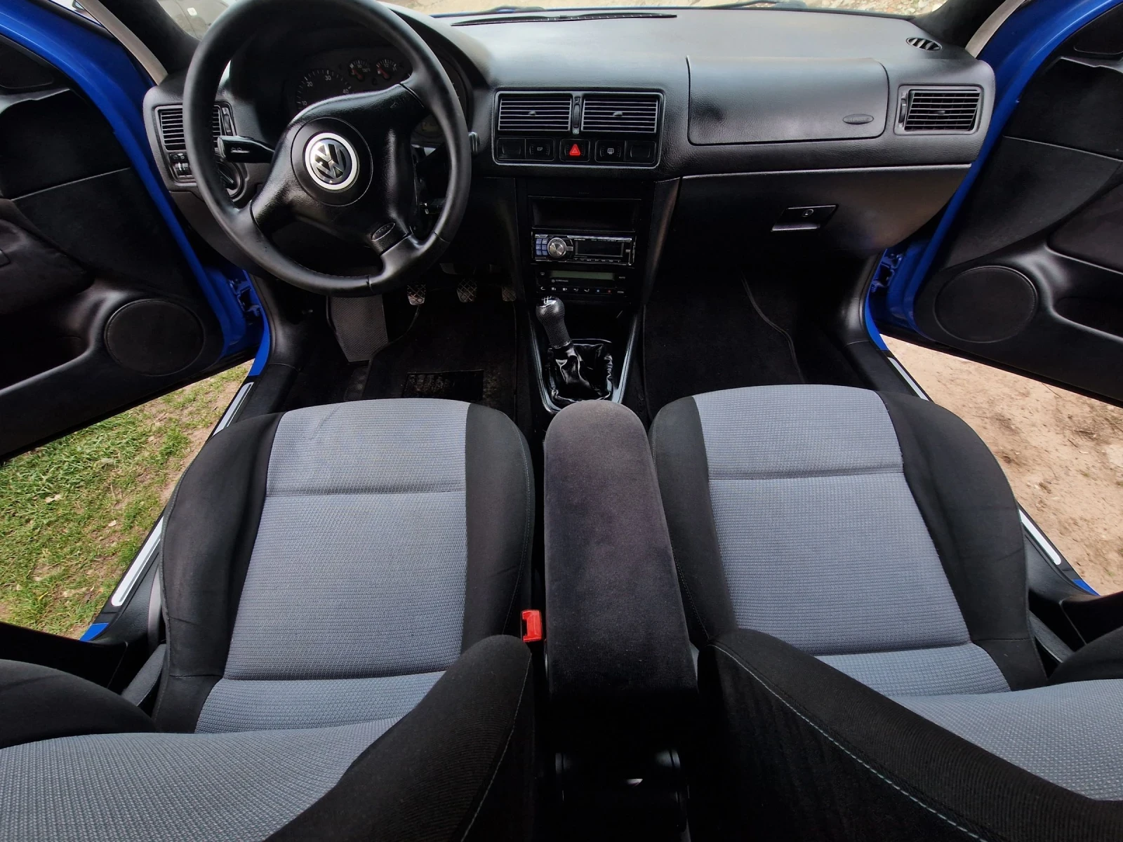 VW Golf 1.9TDI 90к.с., снимка 6 - Автомобили и джипове - 53961342