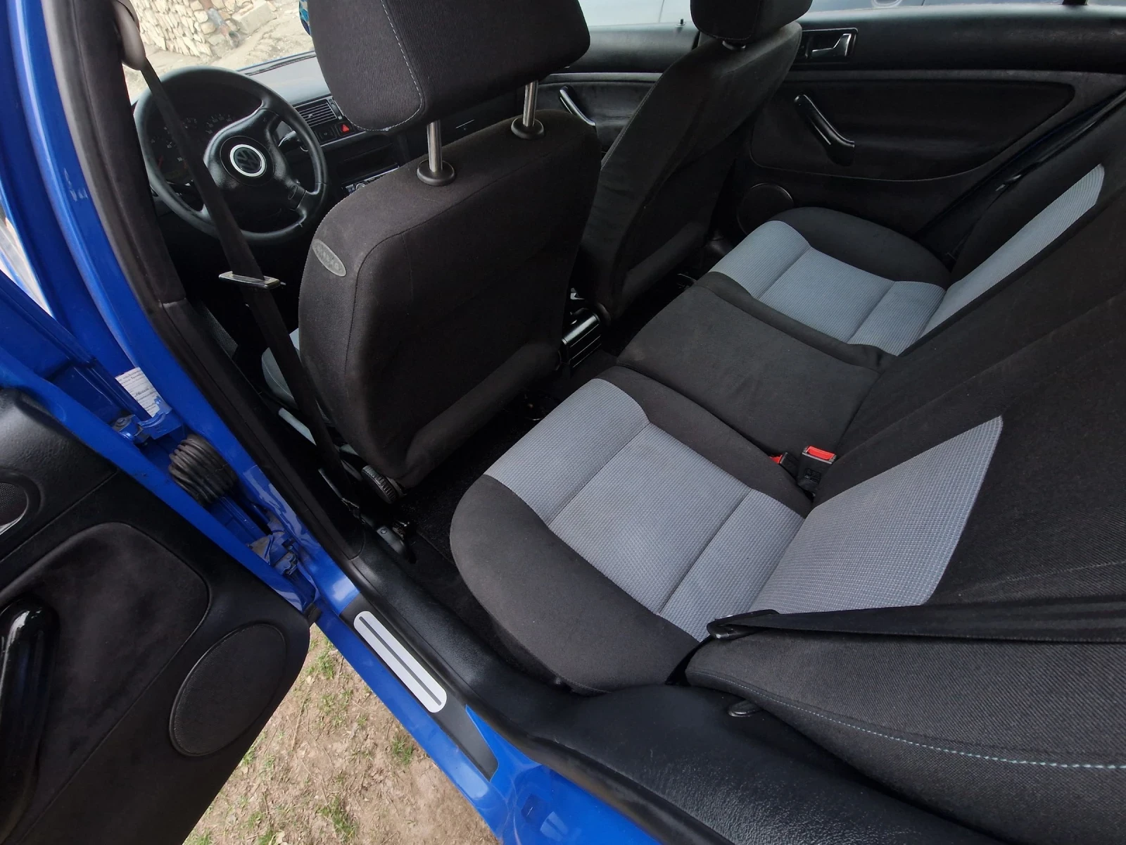 VW Golf 1.9TDI 90к.с., снимка 11 - Автомобили и джипове - 53961342