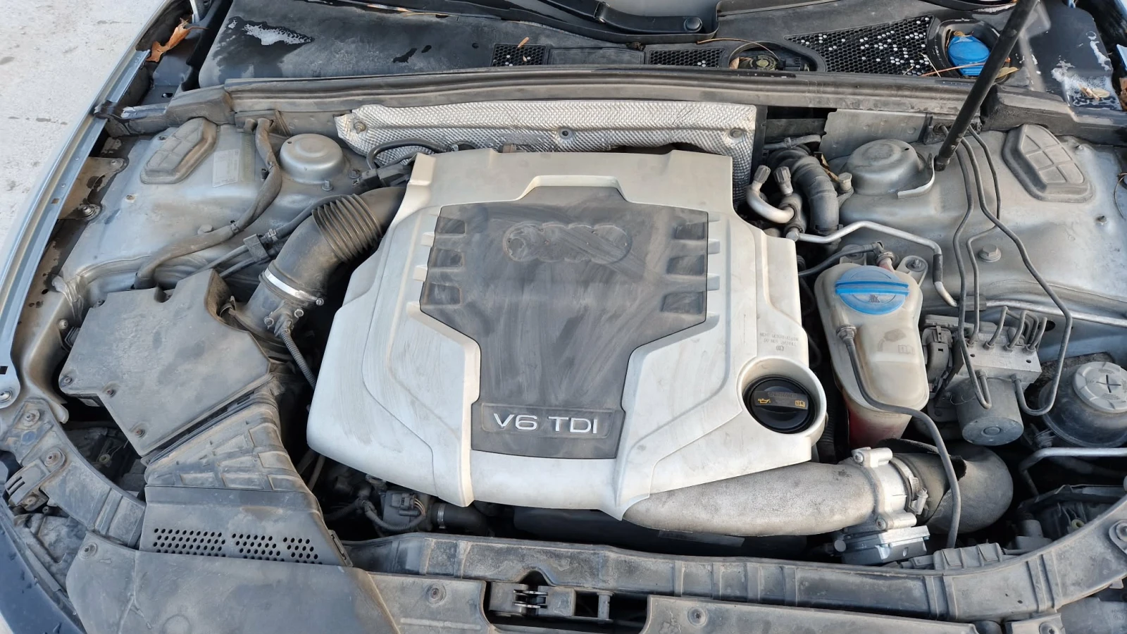 Audi A5 3.0 TDI, снимка 10 - Автомобили и джипове - 54029311