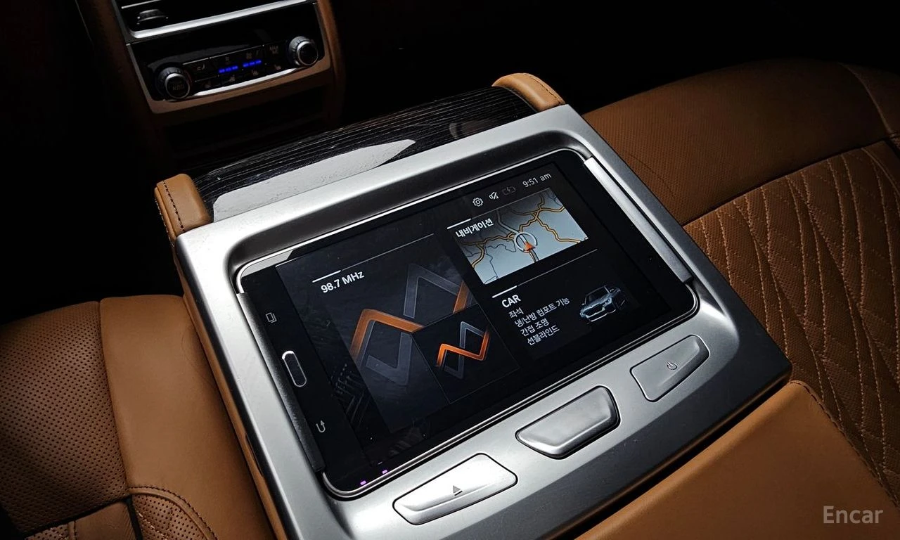 BMW 740 M* SPORT* XDRIVE* HARMON* KARDON* ОБДУХВАНЕ* МАСАЖ, снимка 15 - Автомобили и джипове - 54415413