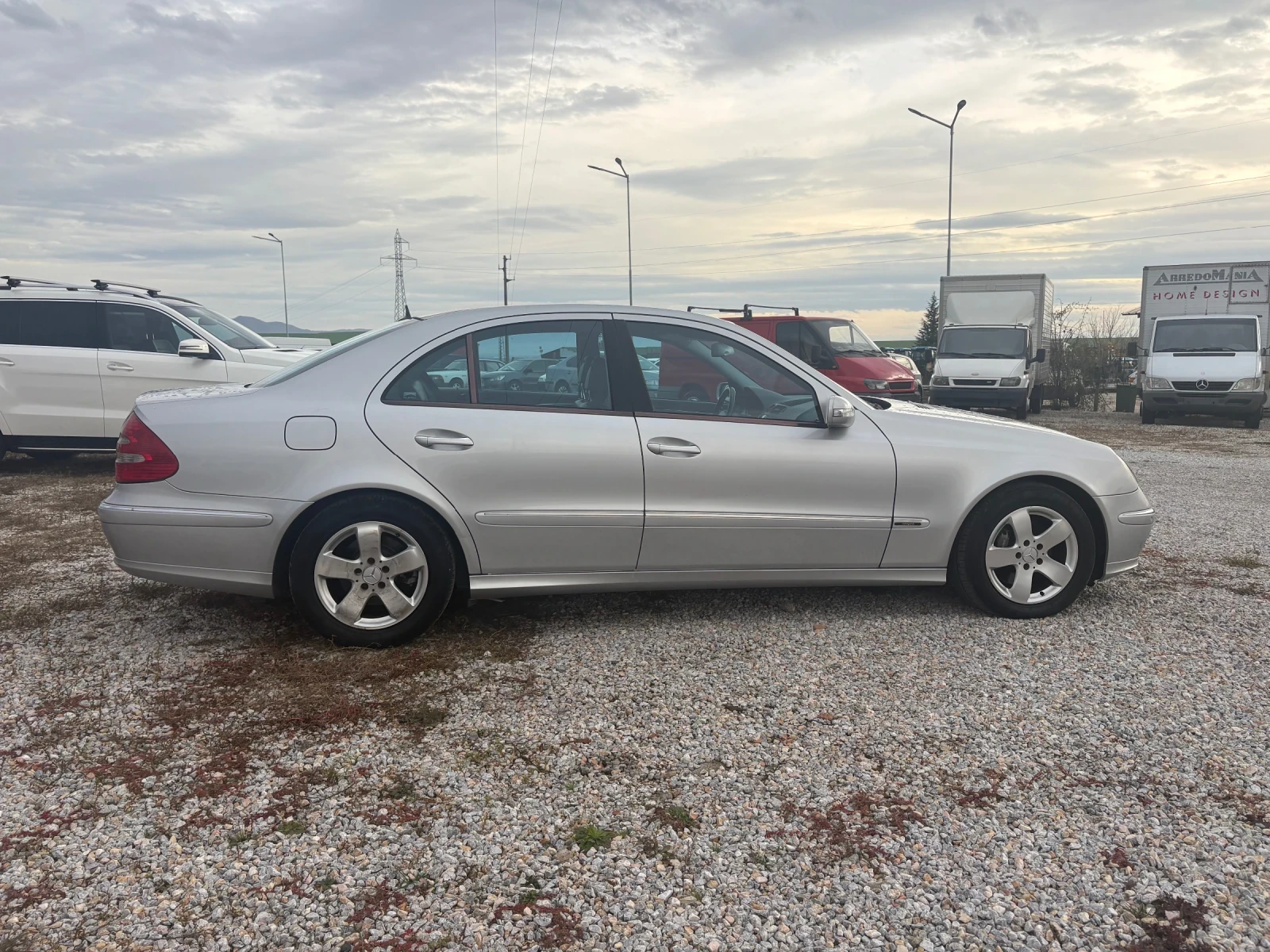 Mercedes-Benz E 320 E 320 CDI, снимка 5 - Автомобили и джипове - 54585953