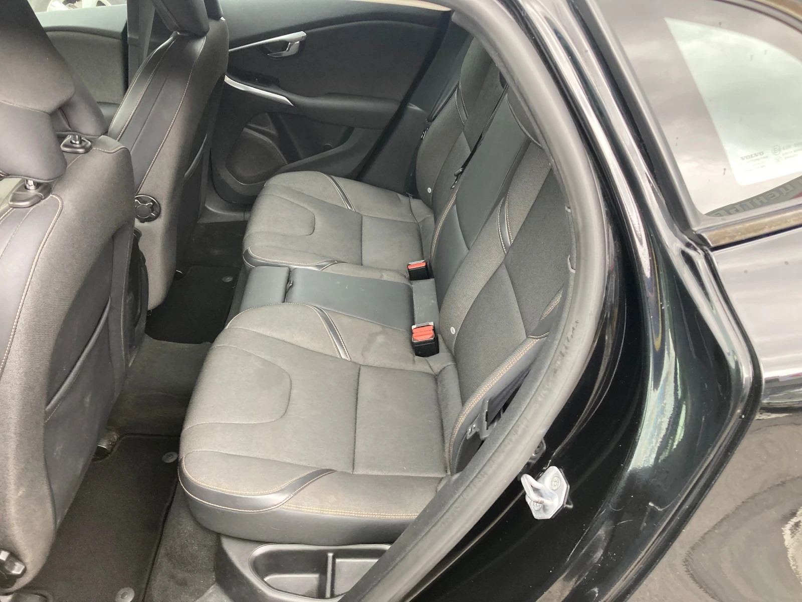 Volvo V40 Cross Country 2.0 D 150ks Klima 200000 km Original Evro 5B, снимка 15 - Автомобили и джипове - 54644507