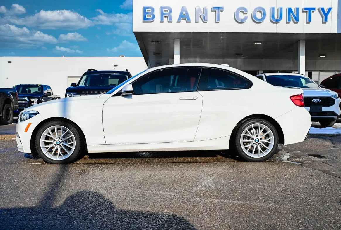 BMW 230 xDrive M-pack, снимка 2 - Автомобили и джипове - 54971798