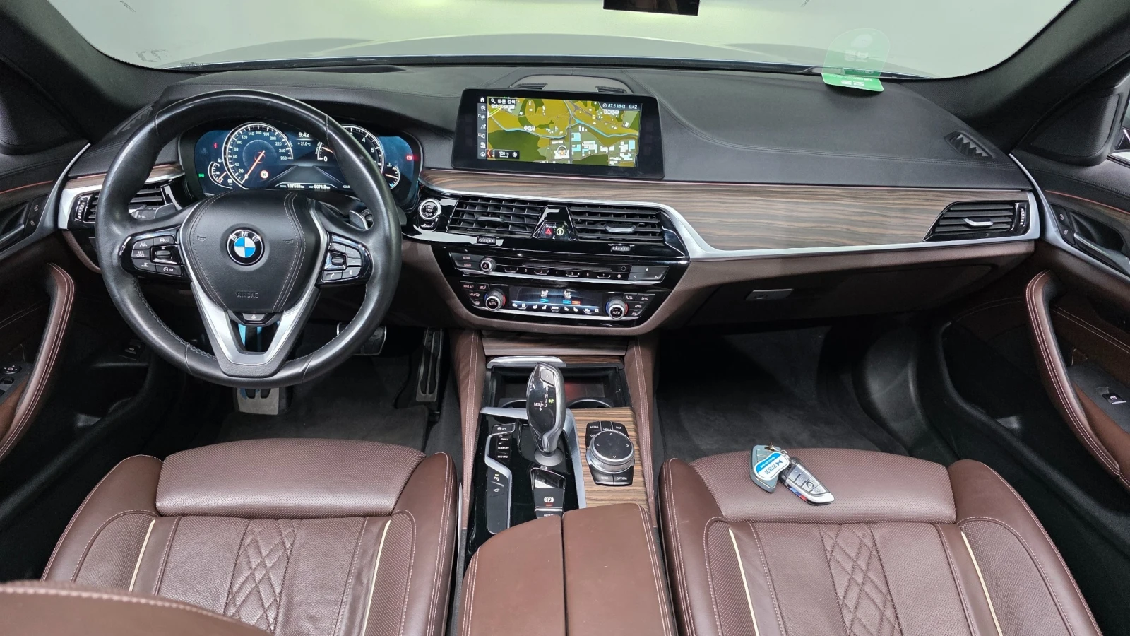 BMW 530 M Sport Plus, снимка 6 - Автомобили и джипове - 55405506