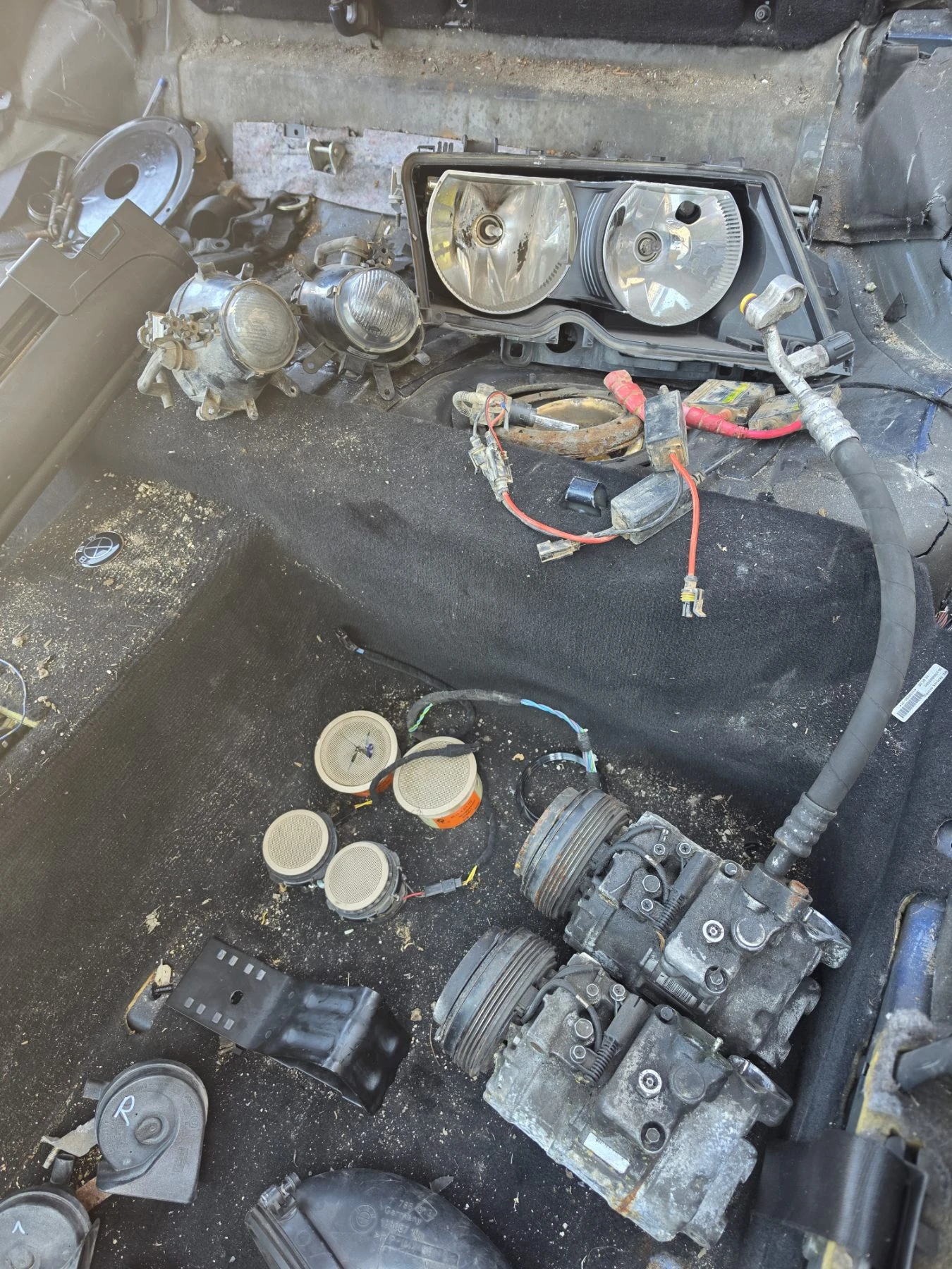 BMW 330, снимка 7 - Автомобили и джипове - 55692191